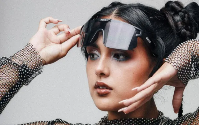 La artista colombiana Sofi Vera, estrenó su nuevo single “Cóctel”