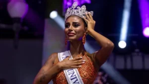 Miss España hace frente a las críticas racistas en su contra