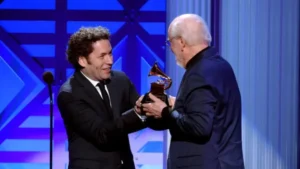 Grammys 2025: Gustavo Dudamel se alza con dos galardones