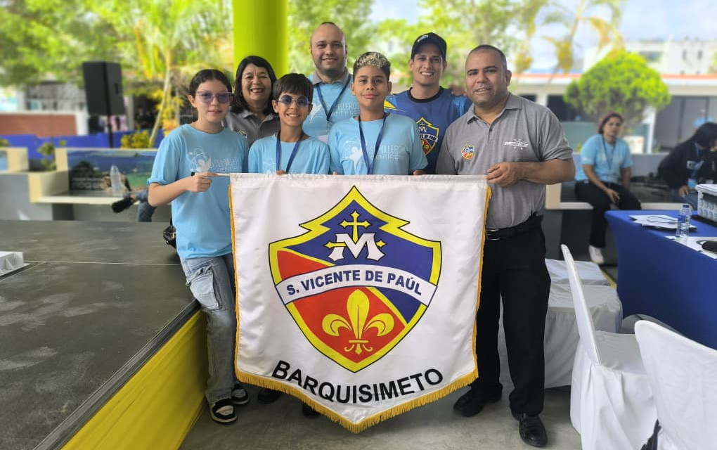 El Colegio San Vicente de Paúl de Barquisimeto Gana el Primer Lugar en el Nacional de Robótica