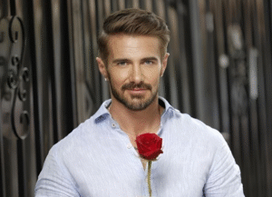 DANY D MI AMOR CIERRA LA «TRILOGÍA DE LOS BESOS» CON ÉXITO ROTUNDO: «ABRÁZAME» CONQUISTA AL PÚBLICO LATINO.