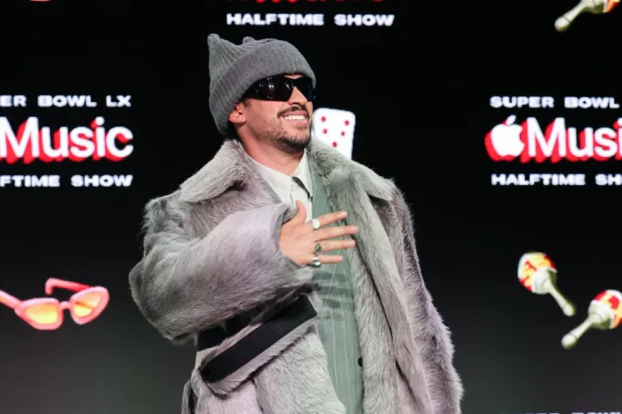 Bad Bunny hace historia como el primer artista en ocupar todo el Top 25 de Hot Latin Songs