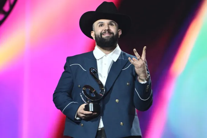 Bad Bunny y Carín León son los máximos ganadores de Premio Lo Nuestro 2026: Lista completa