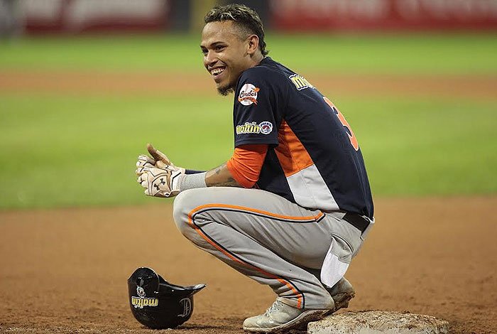 MLB: Orlando Arcia regresa a Grandes Ligas con este equipo de la Liga Americana
